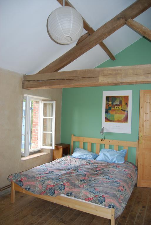 La Brionniere Villa Aizenay Room photo