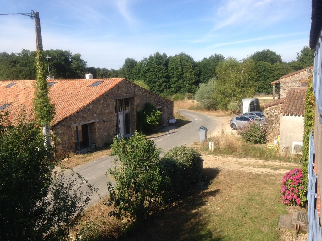 La Brionniere Villa Aizenay Exterior photo